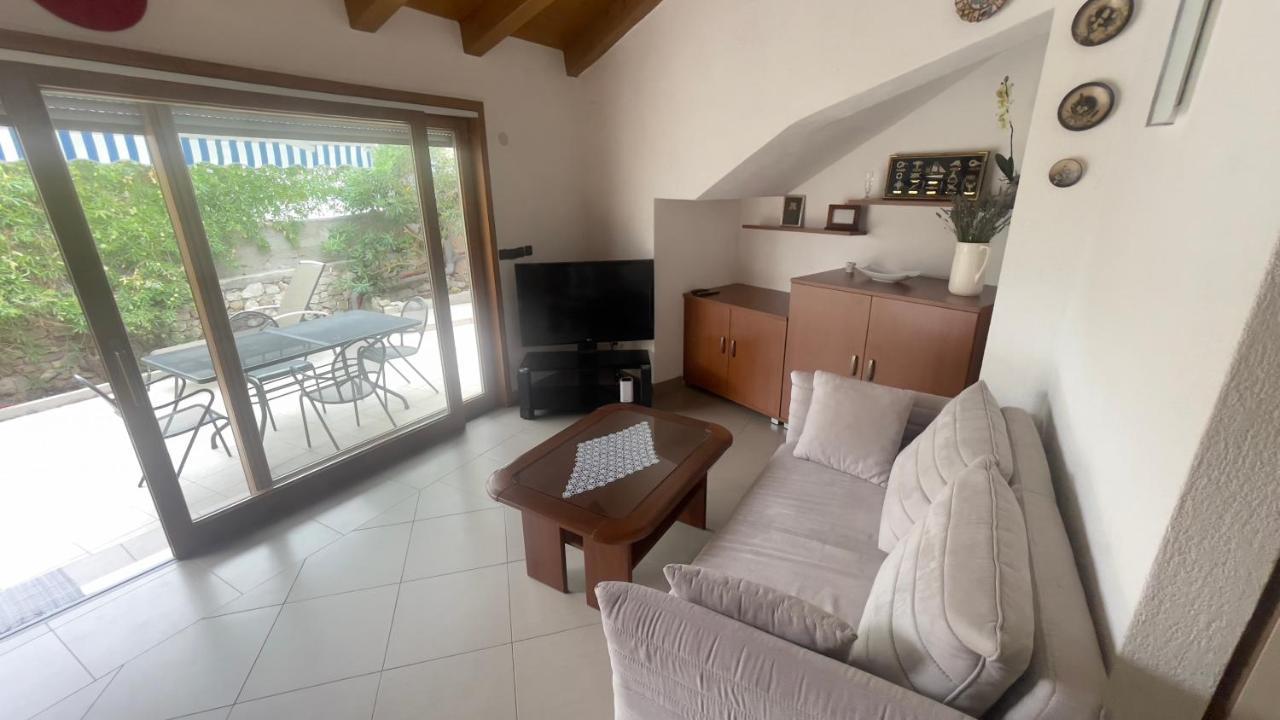 Arbe Downtown Apartment Rab Town Exterior photo