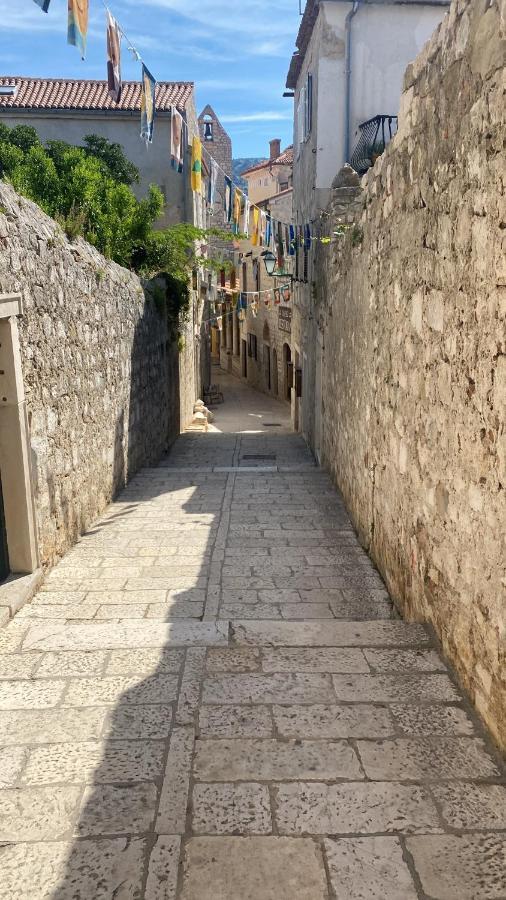 Arbe Downtown Apartment Rab Town Exterior photo